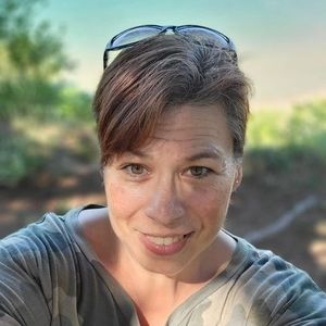 Meet your Posher, Lori